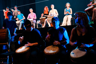 Ljubi kruhek - zaključna produkcija 2011 <em>Foto: &copy;Saša Huzjak</em>