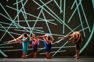 Ljubi kruhek - zaključna produkcija 2011 <em>Foto: &copy;Saša Huzjak</em>