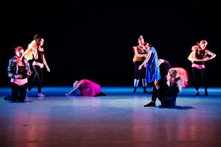 Ljubi kruhek - zaključna produkcija 2011 <em>Foto: &copy;Saša Huzjak</em>