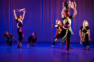 Ljubi kruhek - zaključna produkcija 2011 <em>Foto: &copy;Saša Huzjak</em>