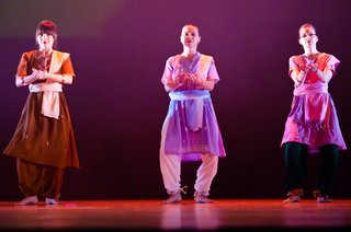 Ljubi kruhek - zaključna produkcija 2011 <em>Foto: &copy;Saša Huzjak</em>