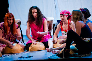 Ljubi kruhek - zaključna produkcija 2011 <em>Foto: &copy;Saša Huzjak</em>