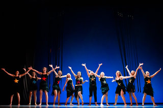 Ljubi kruhek - zaključna produkcija 2011 <em>Foto: &copy;Saša Huzjak</em>