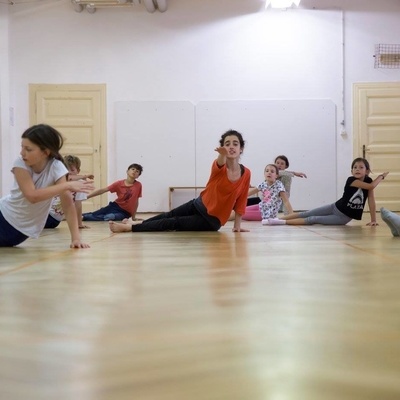 Poletna plesna šola - z novim plesnim znanjem v novo sezono!